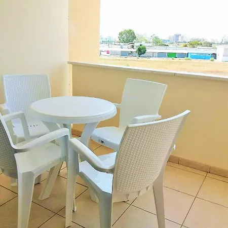 206 Sunrise Beach Apartment