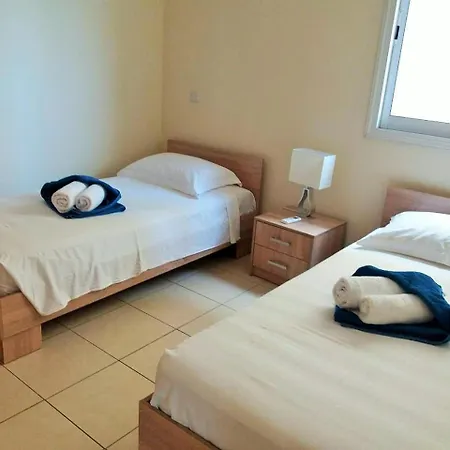 206 Sunrise Beach Apartment