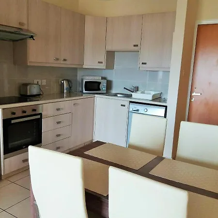 206 Sunrise Beach Apartment